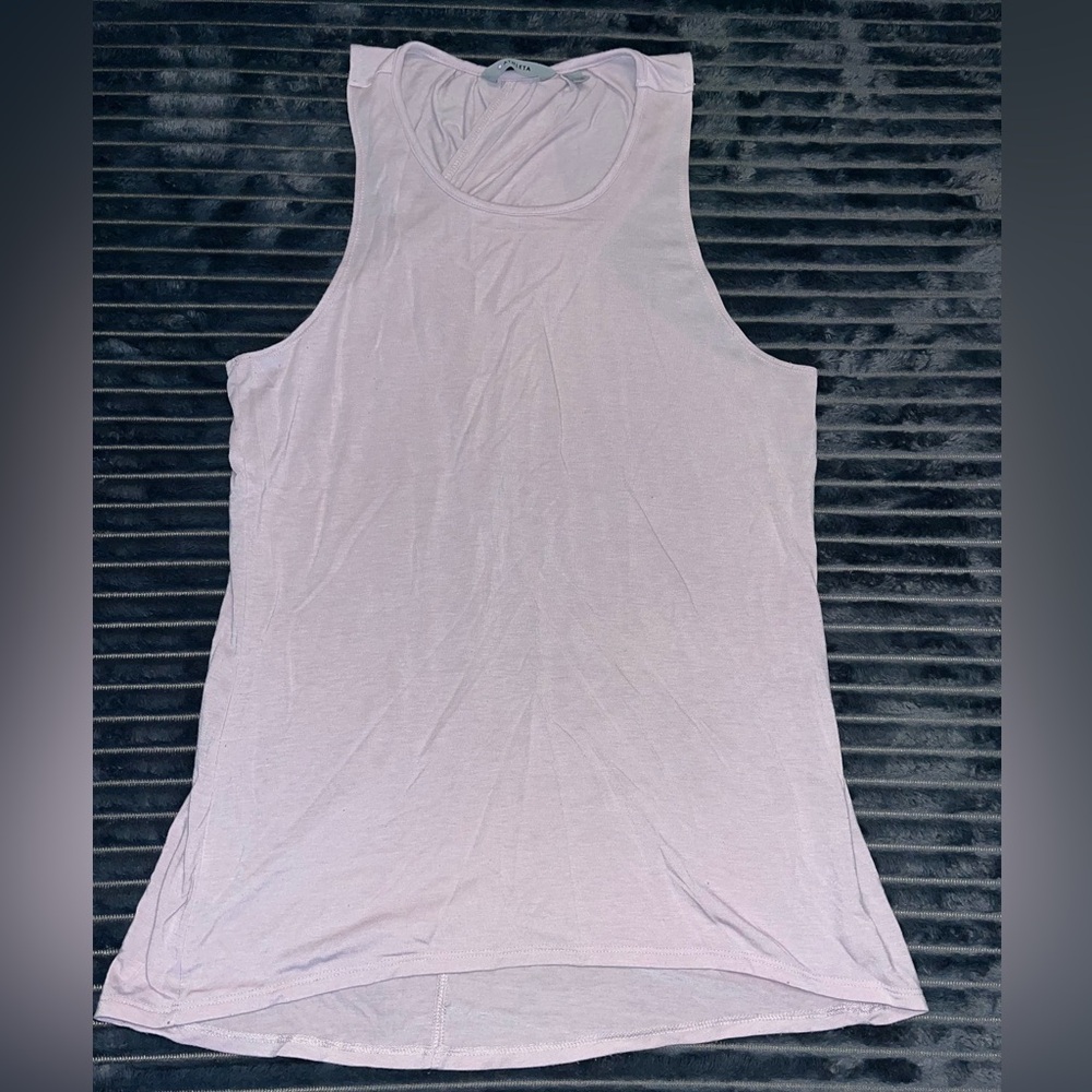 Athleta top